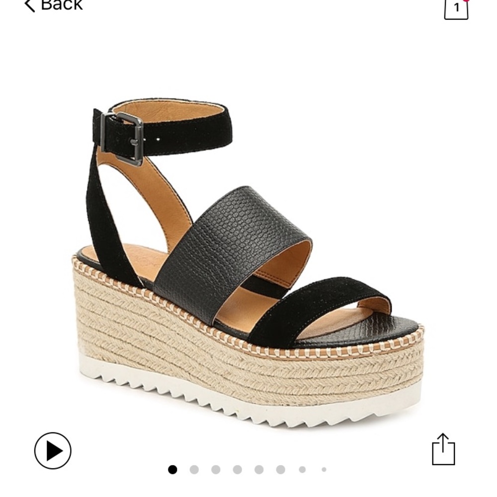NIB Crown Vintage Wedge